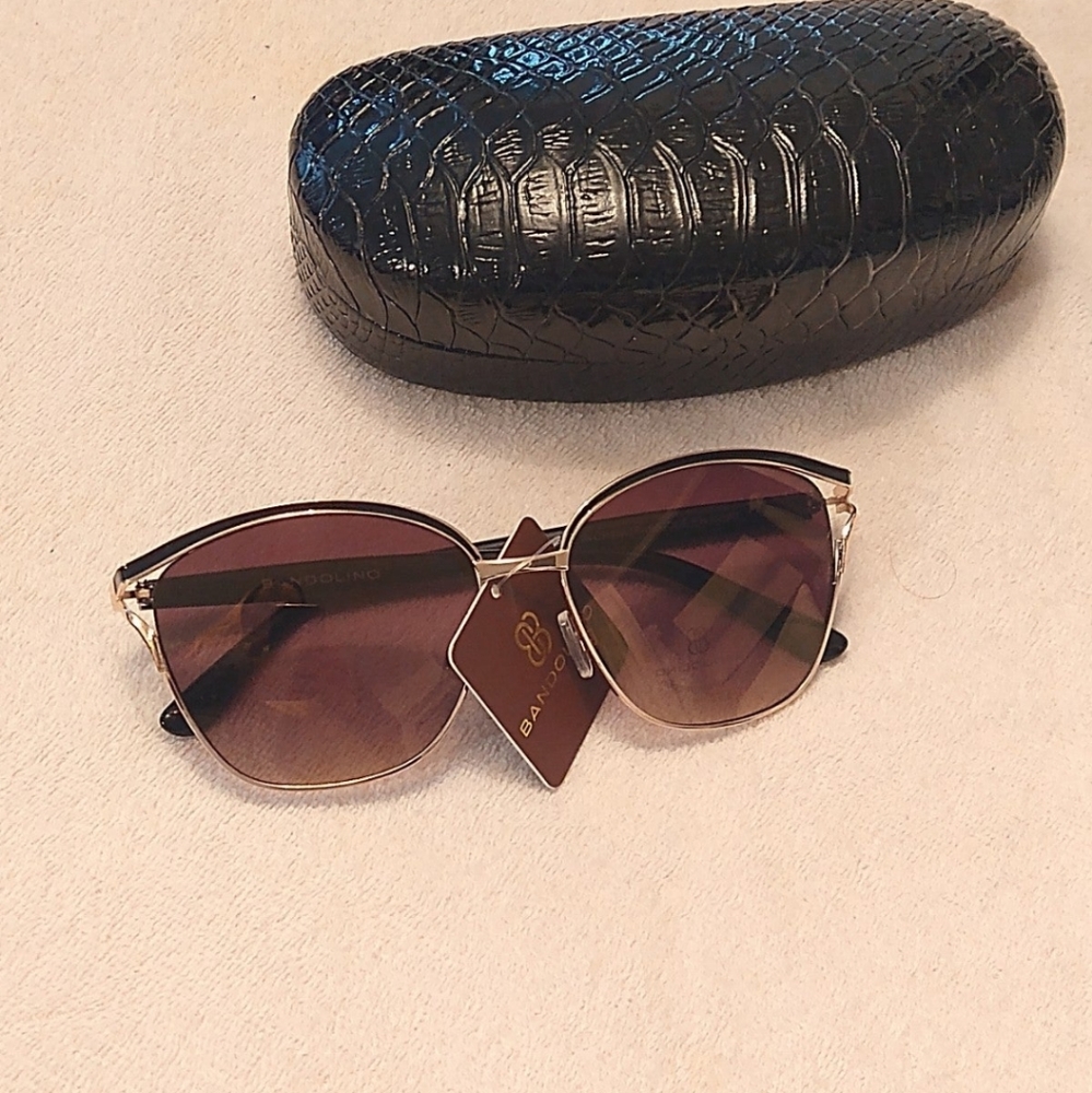 Beige Brown Gold Sunglasses Bandolino